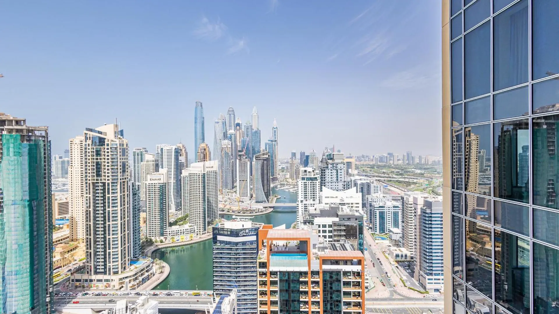 Contactos de Superhost - Studios At Jw Marriott - The Address Dubai Marina